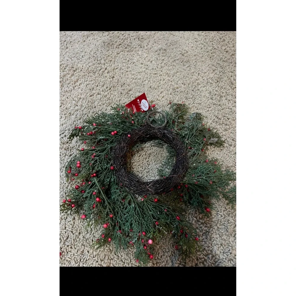 New‎ place & Time Bloom room holiday accessory winter/Christmas Xmas wreath
